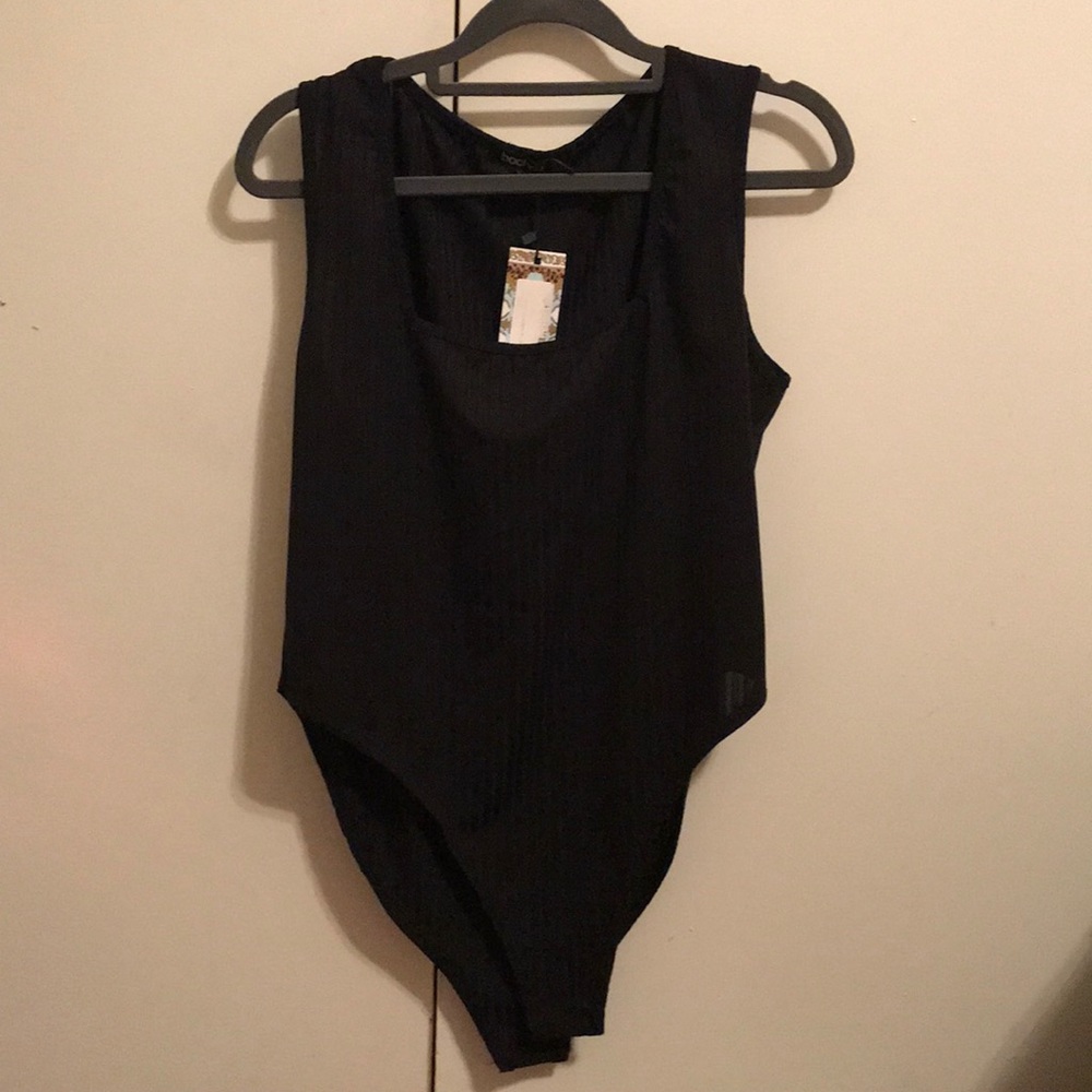 Boohoo square neck ribbed bodysuit plus size